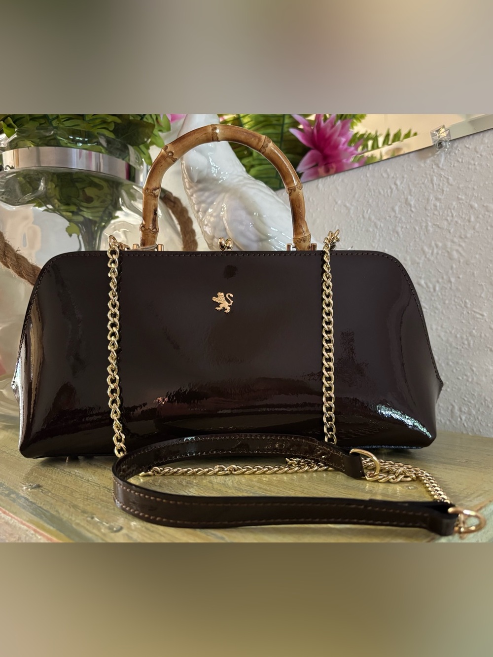 NWT.  Pratesi Candeli Handbag in patent calfskin - Patent Coffee